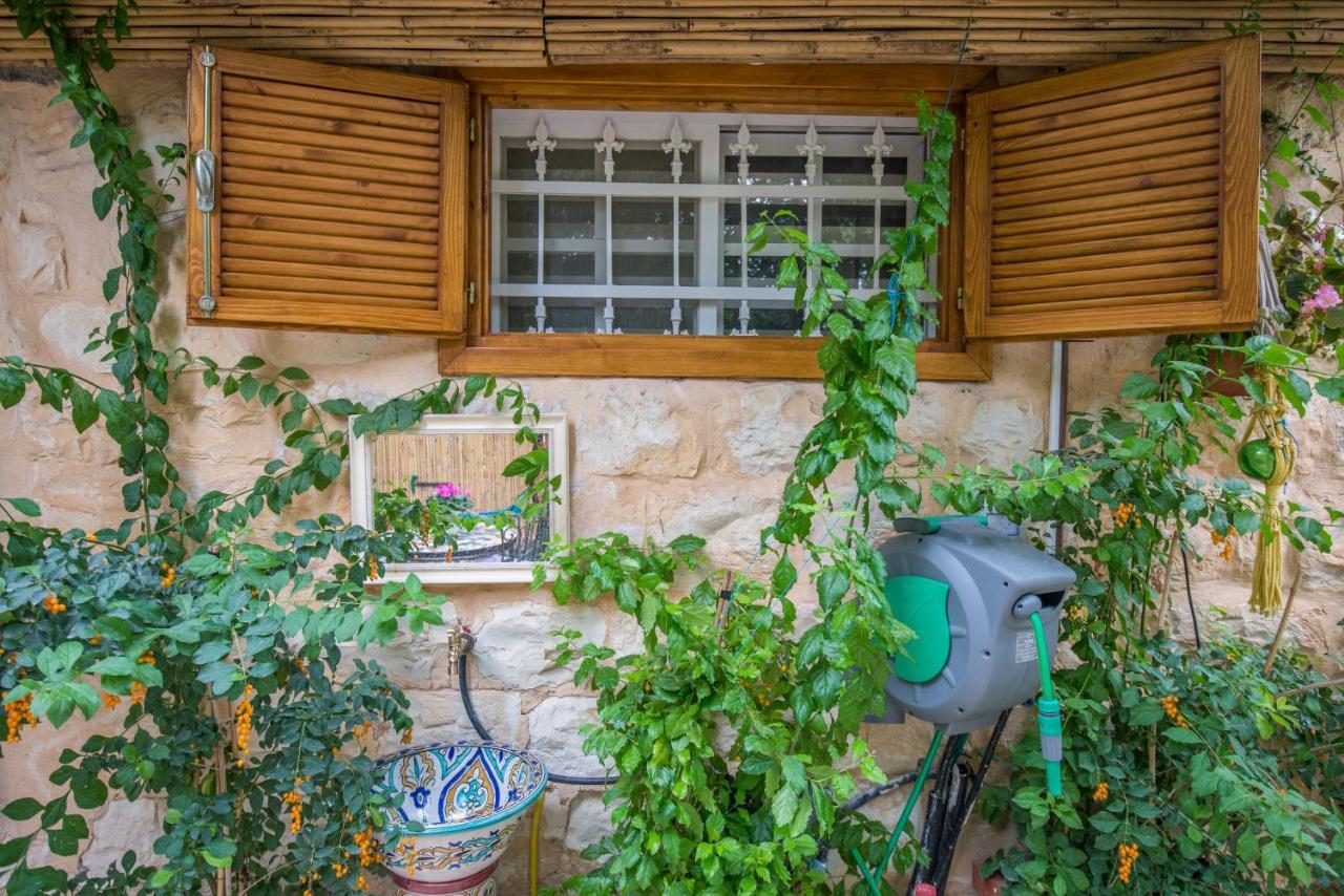 Farmer'S Suite Room Bat Shlomo Exterior photo